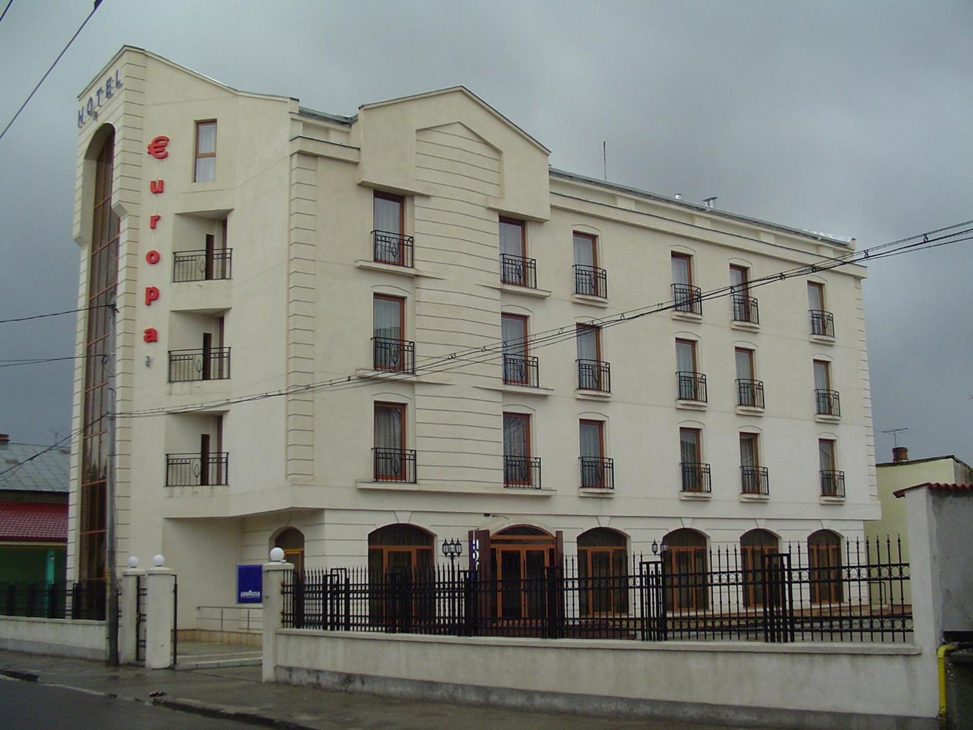 Hotel Europa Ploieşti Extérieur photo