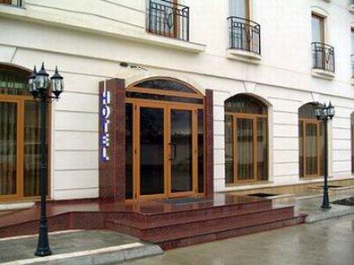 Hotel Europa Ploieşti Extérieur photo